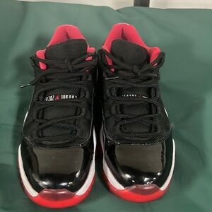 Jordan 11 Bred
